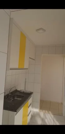 Imagem Apartamento com 2 dormitórios, banheiro com blindex, sala, cozinha com armários , lavanderia com a...