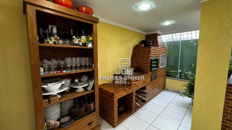 Imagem Casa à venda, 190 m² por R$ 890.000,00 - Araras - Teresópolis/RJ