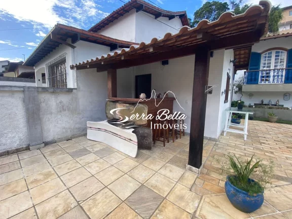 Imagem Casa com 4 dormitórios à venda, 150 m² por R$ 1.350.000,00 - Tijuca - Teresópolis/RJ