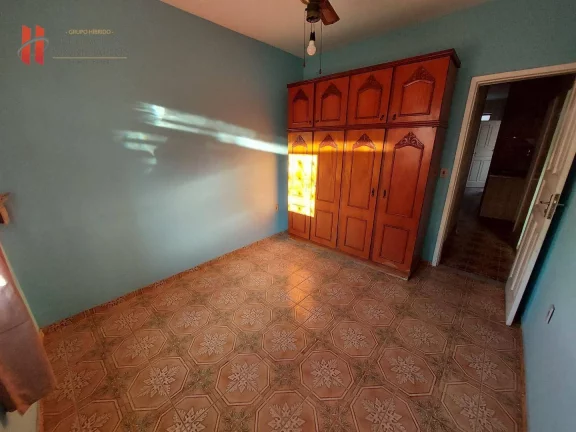 Imagem EXCELENTE CASA TRIPLEX COM 225M² E PISCINA