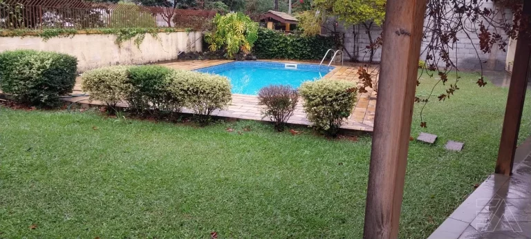 Imagem VILA GIGLIO. CASA COM PISCINA.