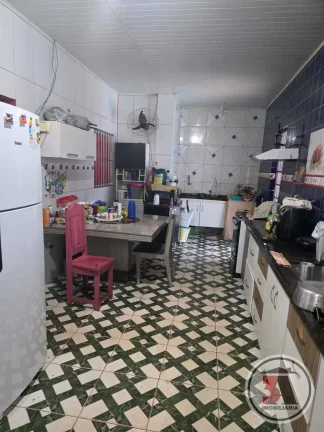 Imagem Casa com Piscina Zona Leste