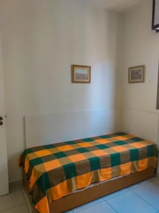 Imagem PITANGUEIRAS- CALÇADÃO , APARTAMENTO TOTALMENTE REFORMADO E DECORADO , GARAGEM NO PRÉDIO.