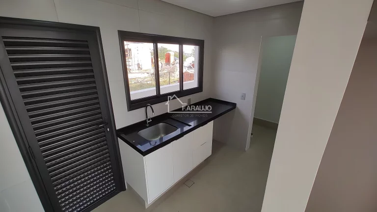 Imagem Casa em Condomínio à venda Itu em Villas do Golfe com 338m² 4 suítes, 3 vagas