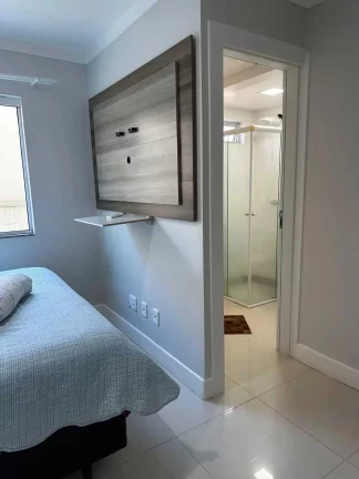 Imagem Apartamento mobiliado com 2 dormitórios sendo 1 suíte e 1 vaga de garagem em Perequê -Porto Belo