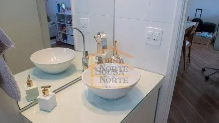 Imagem Apartamento 60m², 2 dormitórios, sala 2 ambientes, varanda, cozinha integrada à sala, área de se...