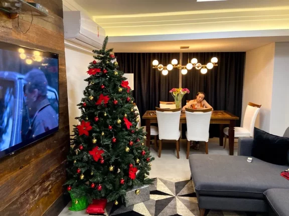 Imagem Amplo apartamento de 3 quartos sendo 1 suite mais 2 vagas com