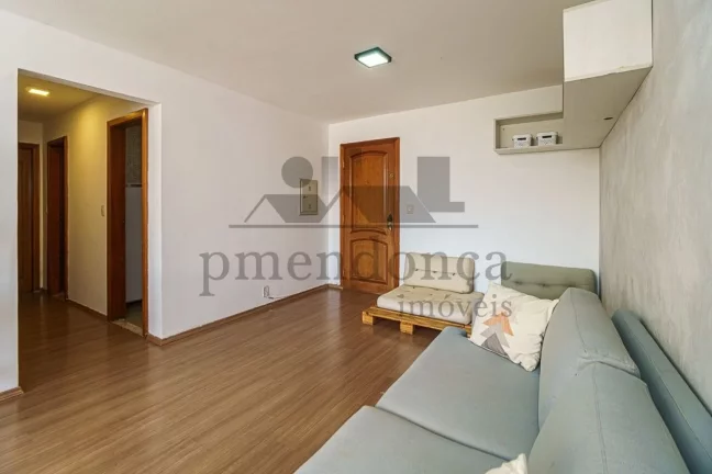 Imagem Este apartamento é ideal para quem busca um espaço amplo e confortável para morar. Com living par...