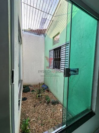 Imagem Vendo Excelente Casa com Edícula, abaixo do valor de mercado