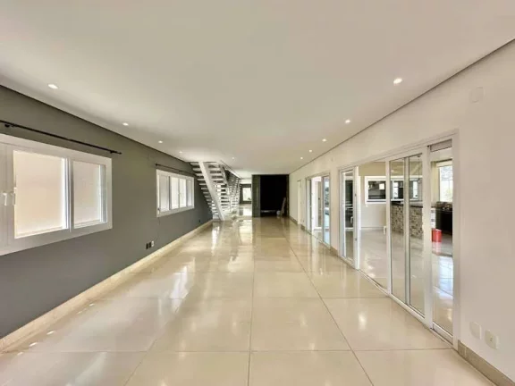 Imagem Cond. Golf Village - Impecável, 4 dorms / 2 suítes, gourmet, piscina!