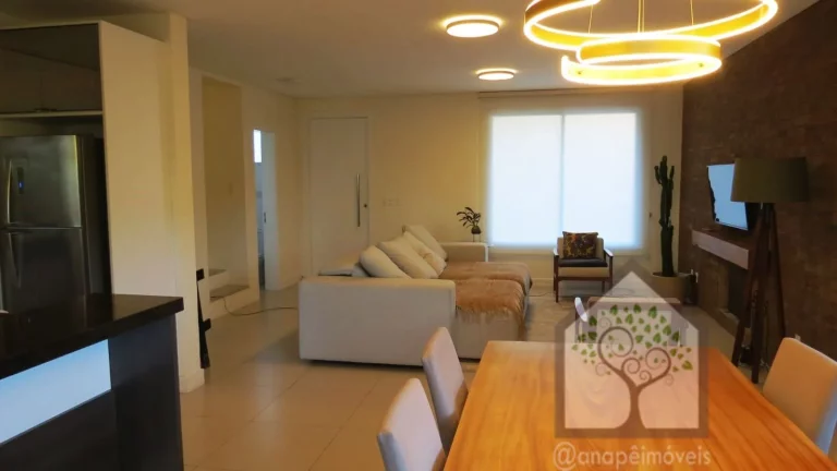 Imagem Excelente casa de Condomínio em Sambaqui, Florianópolis