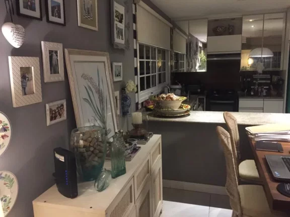 Imagem Excelente casa com marina privativa em Balneário Camboriú