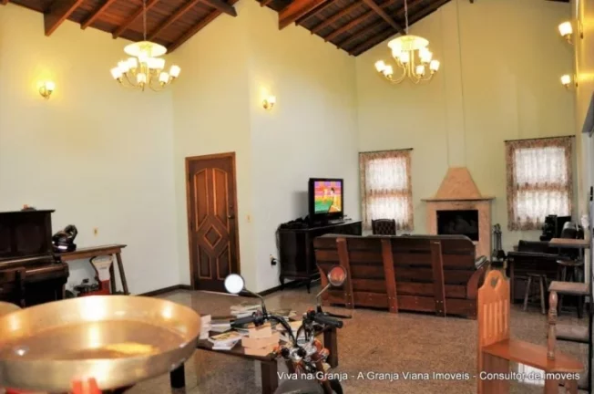Imagem Casa com 4 dormitórios à venda, 2729 m² - Vila Verde - Itapevi/SP