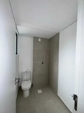 Imagem Apartamento com 3 suítes e 3 vagas de garagem na Praia Brava de Itajaí/SC