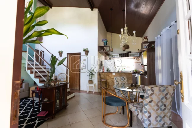 Imagem VENDA RÁPIDA - Casa de 3 suítes em Arniqueira - Águas Claras - Brasília, por R$ 790.000 para venda