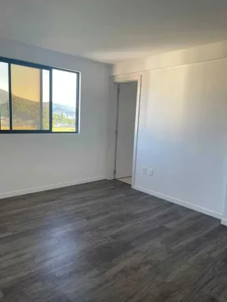 Imagem Apartamento alto padrão com 2 dormitórios sendo 1 suíte e 1 vaga privativa em Camboriú