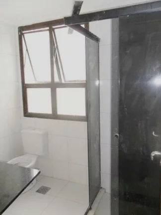 Imagem Praia de Pitangueiras, Local Nobre, Alto Padrão, Lazer Total, 2 Garagens, 145 m² úteis, Próximo ao Mar, Reformado.