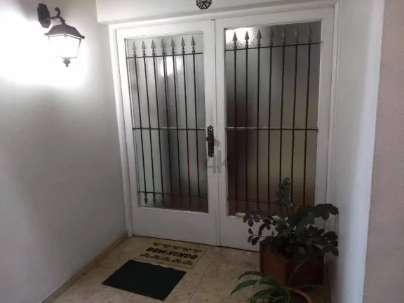 Imagem Casa com 3 dormitórios à venda, 234 m² - Moema - São Paulo/SP