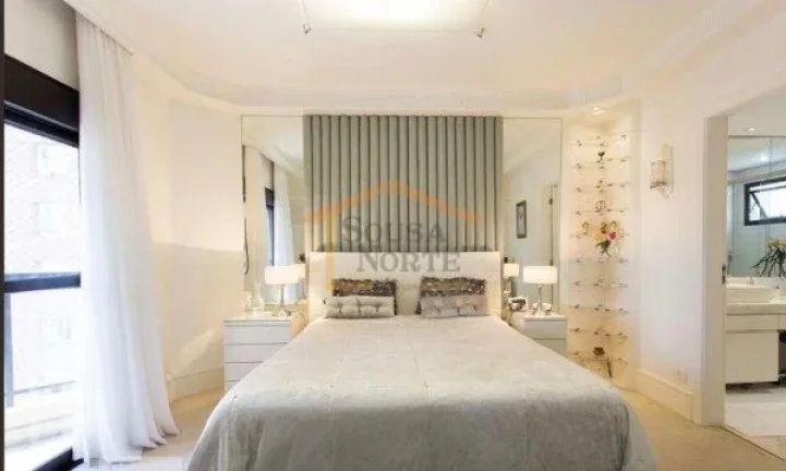 Imagem Apartamento com 150m², um apartamento por andar. Dispõe de 4 dormitórios, sendo 3 suítes com arm...