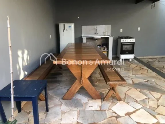 Imagem Casa à venda no Parque Taquaral com 170 m² de área construída, este imóvel oferece diversas com...