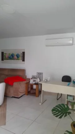 Imagem Chácara com 3 dormitórios à venda, 2 m² por R$ 1.450.000,00 - Centro - Biritiba Mirim/SP