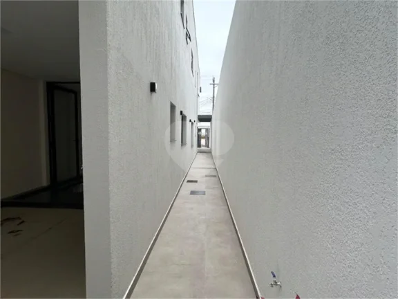 Imagem Sobrado à venda com 3 quartos, sendo 3 suítes, em Vila Yara, Osasco - SP
