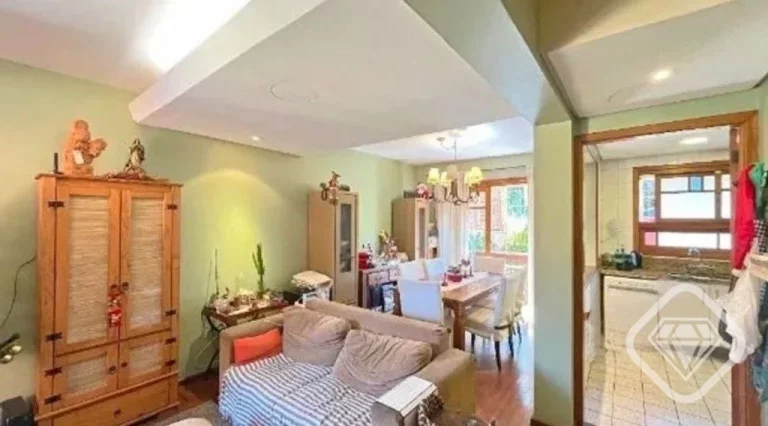 Imagem Casa em condomínio no bairro Ipanema, zona sul de Porto Alegre.

Charmosa casa semi mobiliada, com ...