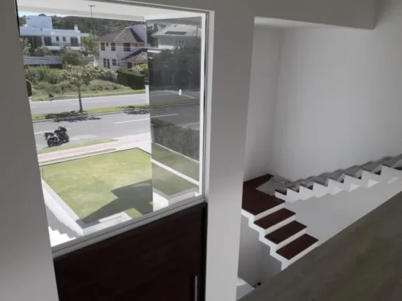 Imagem Casa com 4 dormitórios à venda - Jurerê Internacional - Florianópolis/SC