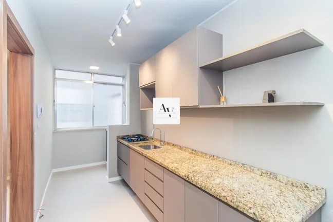Imagem Apartamento à venda no bairro Vila Ipiranga - Porto Alegre/RS