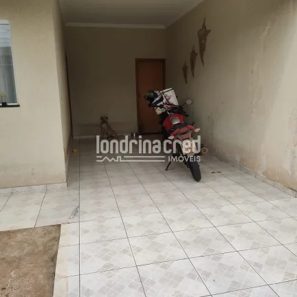 Imagem Linda casa no Jardim San Fernando: 3 dormitórios (1 suíte), cozinha planejada, churrasqueira, 2 vagas de garagem, 180m² de terreno e 117m² de área útil.