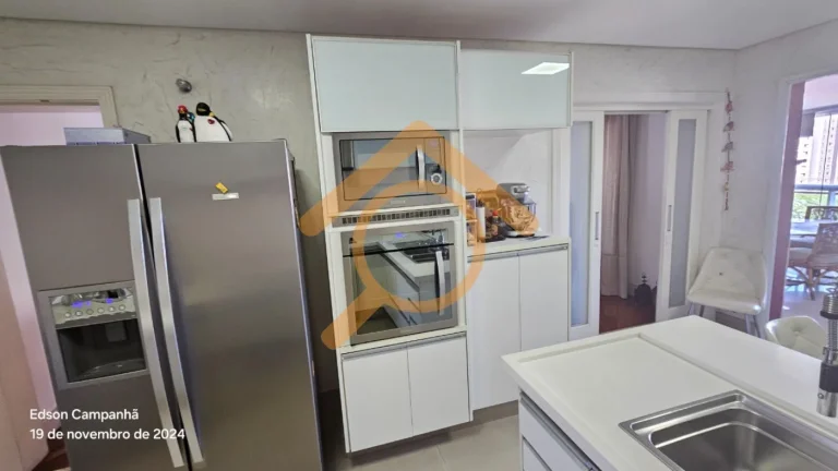 Imagem Venda de Apartamento de Luxo na Vila Sofia - 3 suítes, 3 salas, 5 banheiros, 4 vagas - 204m² - Terra Brasílis