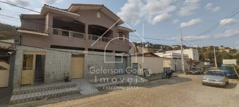 Imagem Casa à Venda - Com 05 Quartos - Santo Antônio - Mantena - MG
