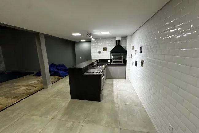 Imagem Casa de vila para venda em Vila Santa Cruz com 3 quartos, sendo 2 suítes, 280m2