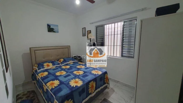Imagem Casa, 2 Dormitórios, 300m da Praia Satélite