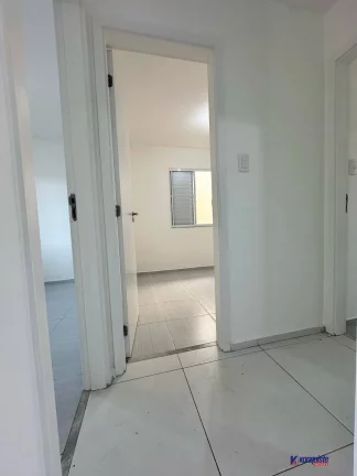 Imagem VENDO CASA 3/4 SENDO UMA SUÍTE -CONDOMÍNIO -SIM
