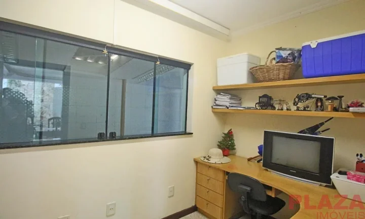 Imagem Casa no centro de Balneário Camboriú