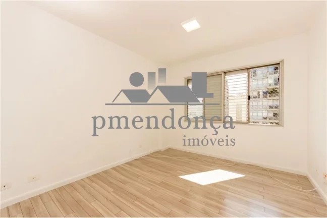 Imagem Apartamento à venda em Higienópolis com 4 quartos (1 suite) e 2 vagas, 200m2.