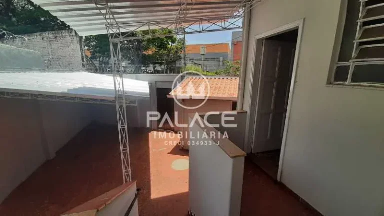 Imagem Excelente oportunidade para quem busca conforto, espaço e localização privilegiada!
 Casa muito b...