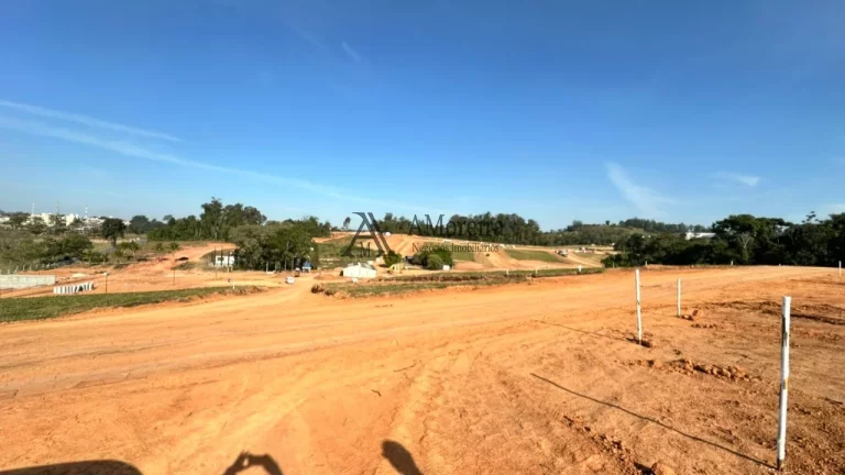 Imagem Terreno em Condomínio à Venda em Louveira-SP, com 336m² de Área
