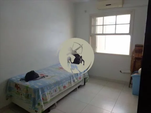 Imagem OPORTUNIDADE!!! APARTAMENTO AMPLO NO GONZAGA ENTRE A AVENIDA ANA COSTA E WASHINGTON LUIS