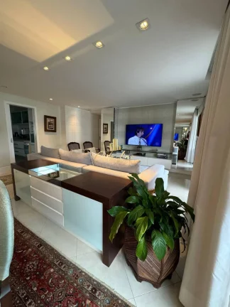 Imagem Vendo apartamento de Alto Padrão de 04 Dormitórios no bairro Centro - SC