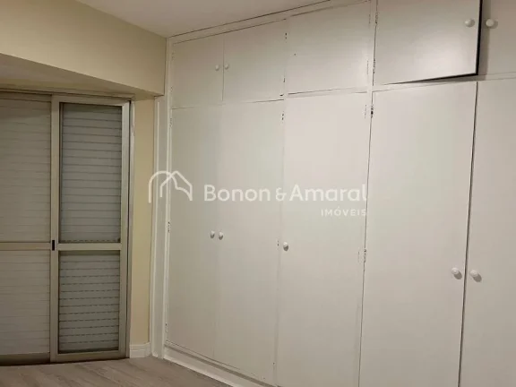 Imagem Cobertura com dois pisos duplex, recém reformada.

Próximo a supermercados (Taquaral e Dalben), ba...