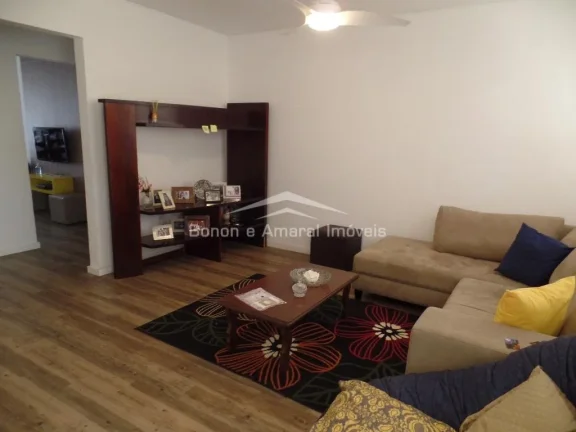 Imagem Casa à venda na Chácara da Barra. 

São duas casas no terreno, totalmente repaginadas
Frente : Ru...