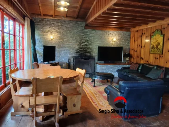 Imagem Casa a Venda em Campos do Jordão -SP.