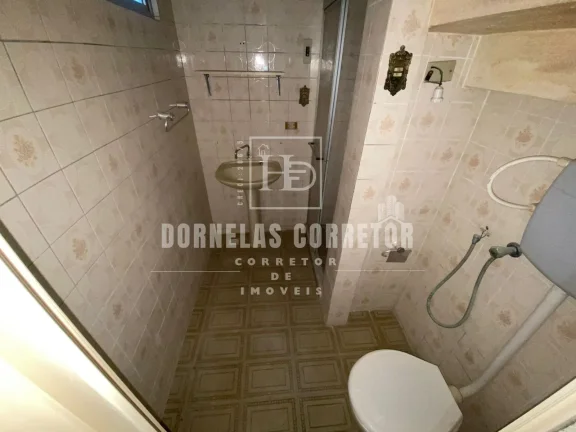 Imagem Mais Espaço para Sua Família - Casa Térreo e 1º Andar em Excelente Localização!