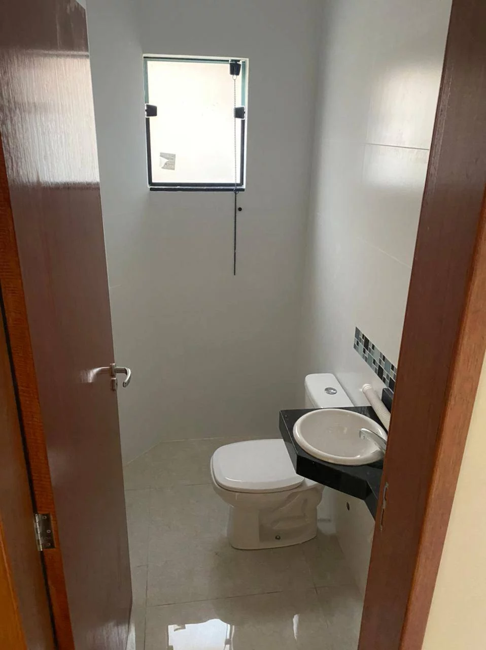 Imagem Casa com 03 Dormitórios à Venda no Jardim das Indústrias - SJCampos SP