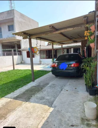 Vende-se Linda casa na Lorenzi com dois dormitórios