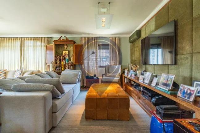 Imagem Apartamento de luxo na Vila Uberabinha, São Paulo-SP, com 3 quartos, 3 suítes e 171m² de área.