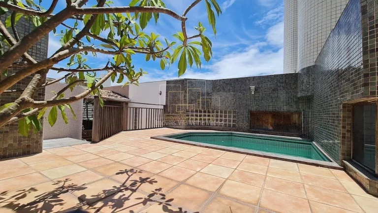 Imagem Cobertura duplex frente mar com 320 m² de área útil com 3 vagas de garagem e la