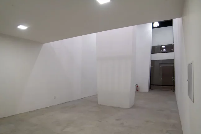 Imagem LOJA NO HYDE PARK – Localização Privilegiada no Centro de Curitiba